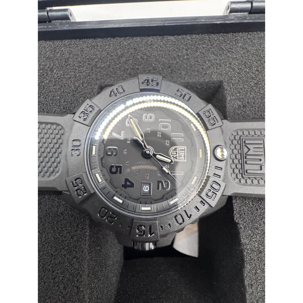 LUMINOX Men Analog Quartz Casual Watch Sport Military Dress Black Dial Waterproo - Picture 9 of 10